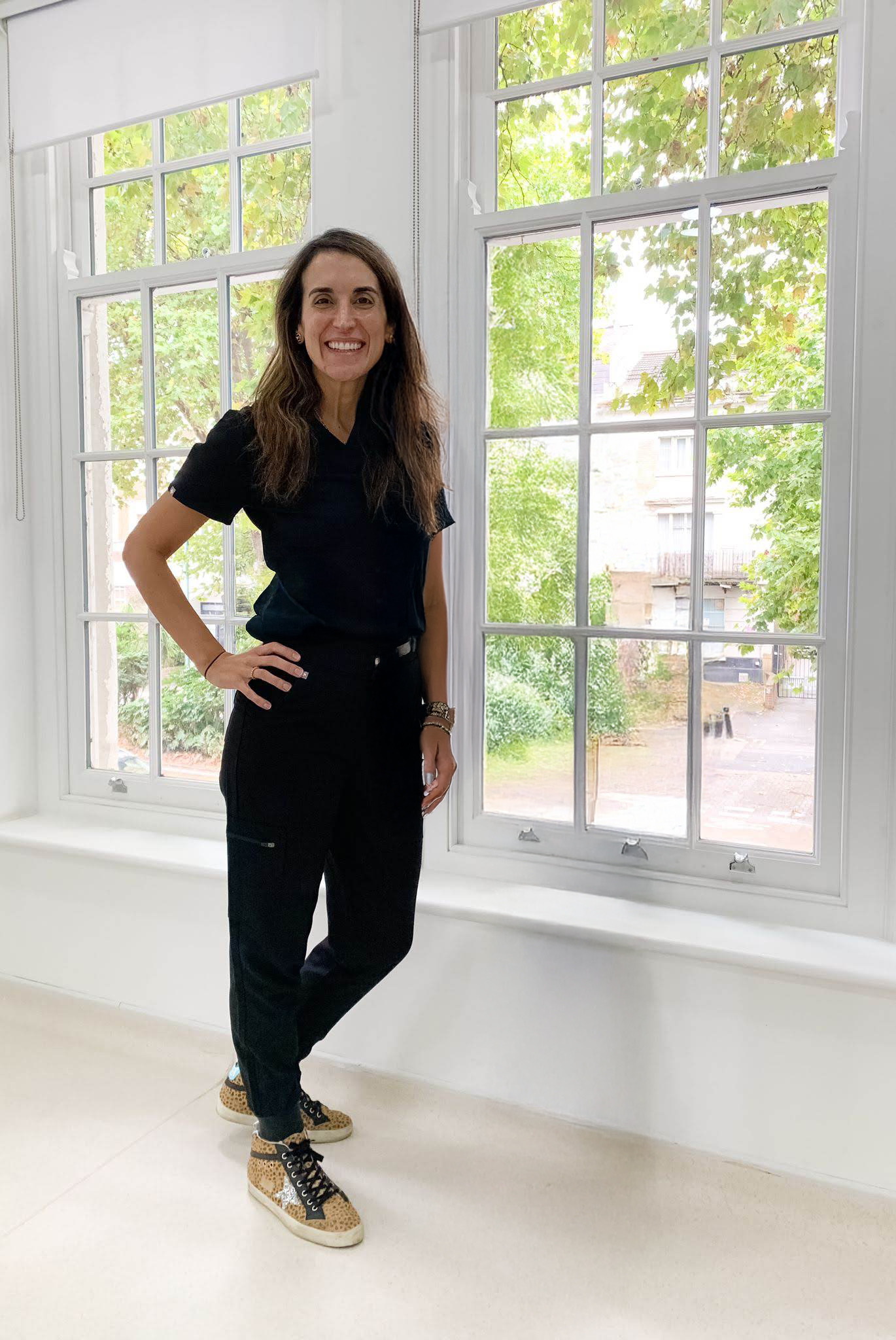 Dr. Carmen Colomar