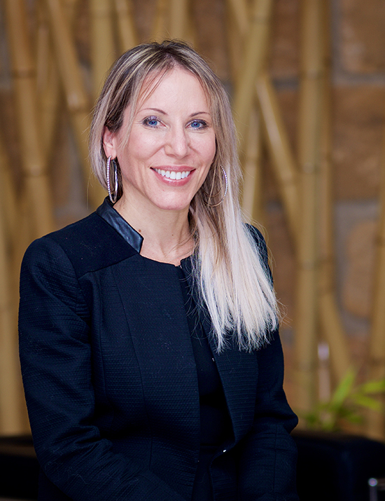 Dr. Carolyn Carbasse